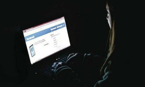 നിങ്ങള്‍ ഫേസ് ബുക്ക് അഡിക്റ്റാണോ?...എങ്കില്‍ ചികിത്സിക്കാന്‍ സമയമായി