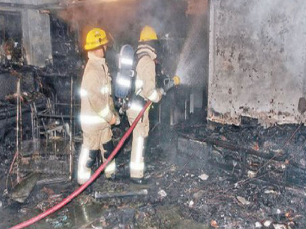 Galaxy S4 Explodes and burns hole appartment