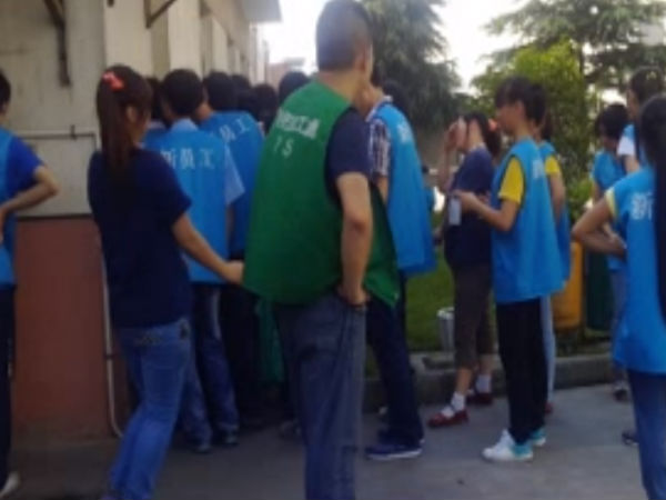 Chines apple factory workers conditation