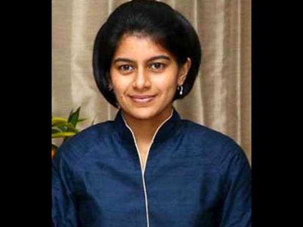 ലക്ഷ്മി വേണു (ടി.വി.എസ്. മോട്ടോഴ്സ്)
