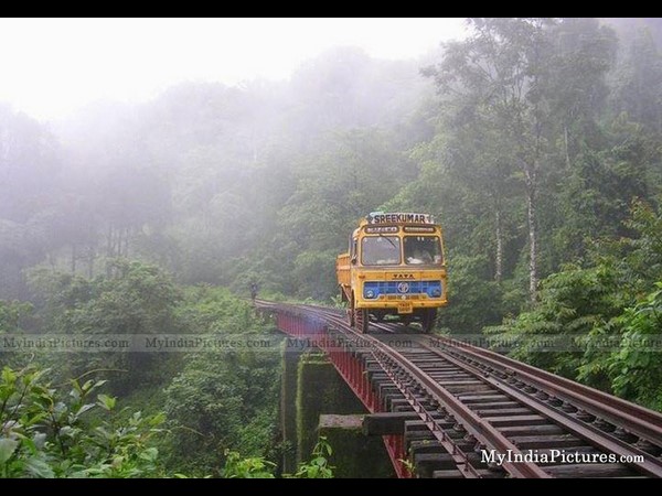 ആഹാ...