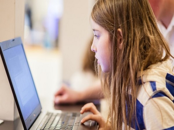 7 വയസ്സുകാരിക്ക് പോലും പബ്ലിക്ക് വൈഫൈ ഹാക്ക് ചെയ്യാം...!