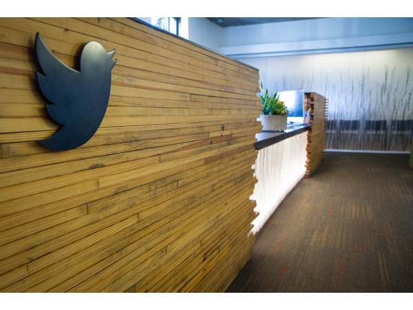 ട്വിറ്റര്‍ ഗ്രൂപ്പ് മെസേജിങും വീഡിയോ ഷെയറിങും ആയി എത്തി....!