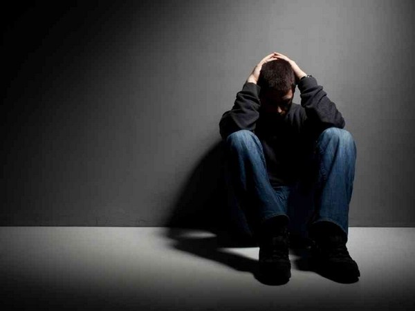 ടെക്നോളജി ആളുകളെ പ്രതികൂലമായി ബാധിക്കുന്നത് എങ്ങനെ...!