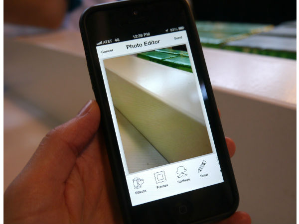 പതിവായി മൊബൈലില്‍ ഏറെ നേരം സംസാരിക്കുന്നത് നാഡീ വ്യൂഹത്തിന് അപകടം....!