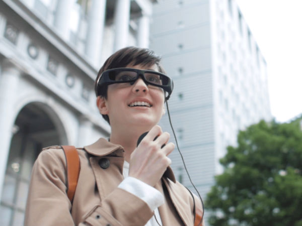 ഗൂഗിള്‍ ഗ്ലാസിനെ തറ പറ്റിക്കാന്‍ സോണി സ്മാര്‍ട്ട് ഗ്ലാസ് ഇറക്കി..!