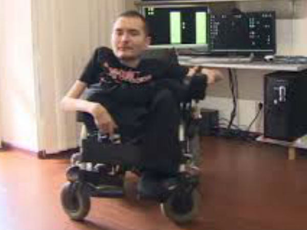 ആദ്യ തലമാറ്റിവയ്ക്കല്‍ ശസ്ത്രക്രിയയ്ക്ക് സന്നദ്ധമാണെന്ന് യുവാവ്...!