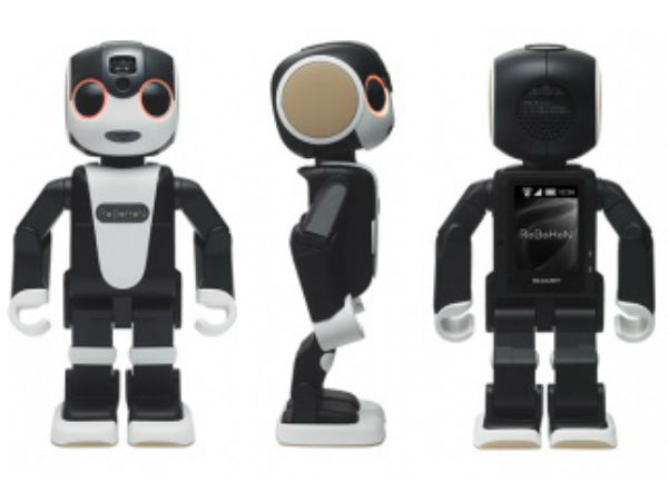 റോബോട്ടിക്ക് സ്മാര്ട്ട്ഫോണ് 'RoBoHon'