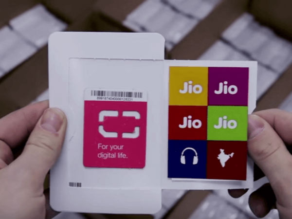 ജിയോ സിം കാര്ഡുകള് പിന്തുണയ്ക്കുന്നു