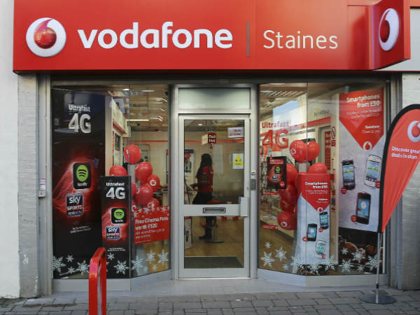 ജിയോയുമായി മത്സരിക്കാന്‍ വോഡാഫോണിന്റെ പുതിയ ഓഫര്‍!