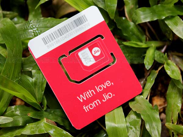 മാര്‍ച്ച് 31നു ശേഷം ജിയോ ഉപേക്ഷിക്കണമോ തുടരണമോ?