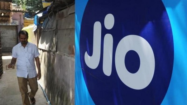5G സംവിധാനത്തിന്റെ പുതിയ തലങ്ങളുമായി മുകേഷ് അംബാനി രംഗത്ത് 5G സംവിധാനത്തിന്റെ പുതിയ തലങ്ങളുമായി മുകേഷ് അംബാനി രംഗത്ത്