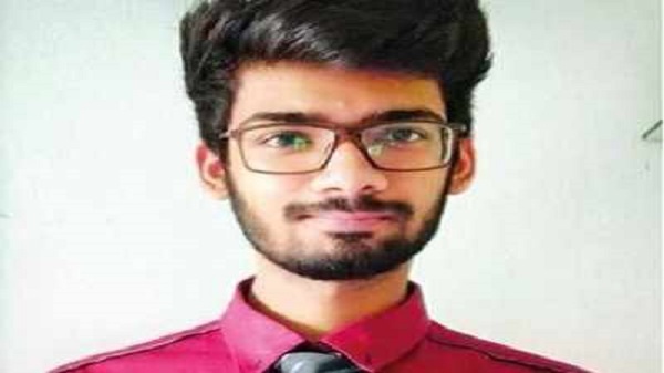 1.2 കോടി രൂപയുടെ ജോലിക്കായി ഗൂഗിളിൻറെ ലണ്ടൻ ഓഫീസിൽ ഈ ചെറുപ്പക്കാരൻ 1.2 കോടി രൂപയുടെ ജോലിക്കായി ഗൂഗിളിൻറെ ലണ്ടൻ ഓഫീസിൽ ഈ ചെറുപ്പക്കാരൻ