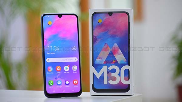 Samsung Galaxy M30 (MRP: Rs 19,590, After Discounts Rs 16,990)