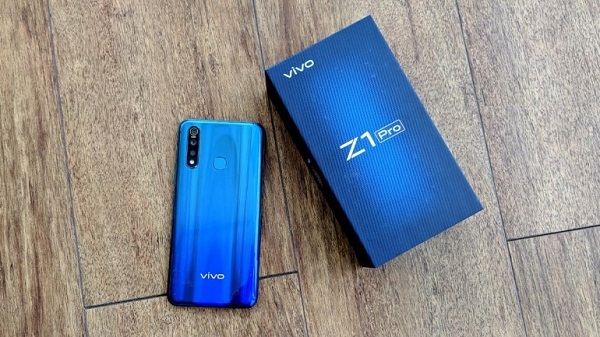 ഡിസ്പ്ലേ ഫിംഗർപ്രിന്റ് സ്കാനുമായി വിവോ Z1x