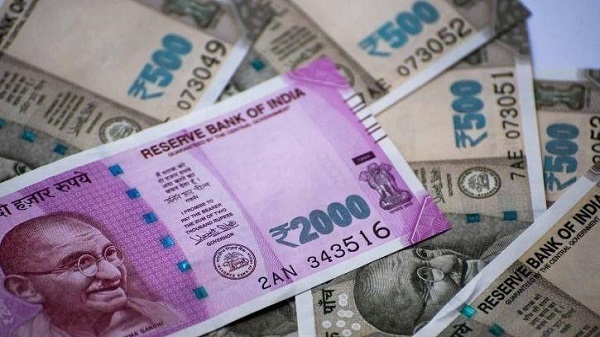 സ്ത്രിക്ക് നഷ്ടപ്പെട്ടത് 80,000 രൂപ