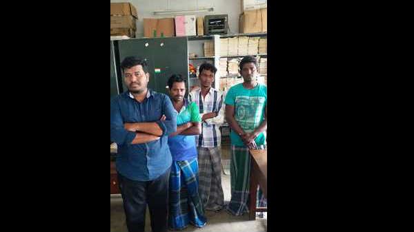 വില്ലേജ് ഹണ്ടർ
