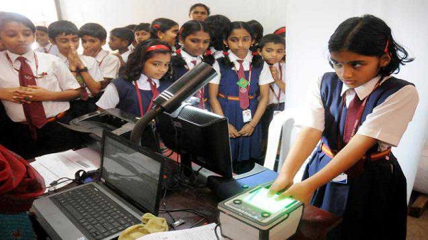 5 നും 15 നും ഇടയിൽ പ്രായമുള്ള കുട്ടികൾക്കായി ആധാറിനായി സമർപ്പിക്കേണ്ട രേഖകൾ