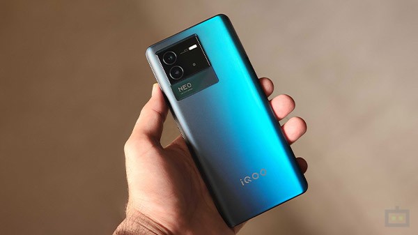 iQOO Neo 6 Review: മാന്യമായ ഡിസൈൻ