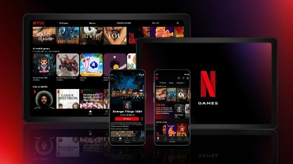 ഫ്ലൈറ്റിൽ സഹായി ആകാമോ? 3 കോടി രൂപ നൽകാമെന്ന് നെറ്റ്ഫ്ലിക്സ്