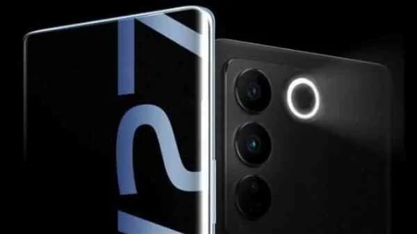 ഇതുവരെ കണ്ടതല്ല, ഇനി കാണാൻ പോണതാണ് സെൽഫിയുടെ വിളയാട്ടം! ഇതുവരെ കണ്ടതല്ല, ഇനി കാണാൻ പോണതാണ് സെൽഫിയുടെ വിളയാട്ടം!