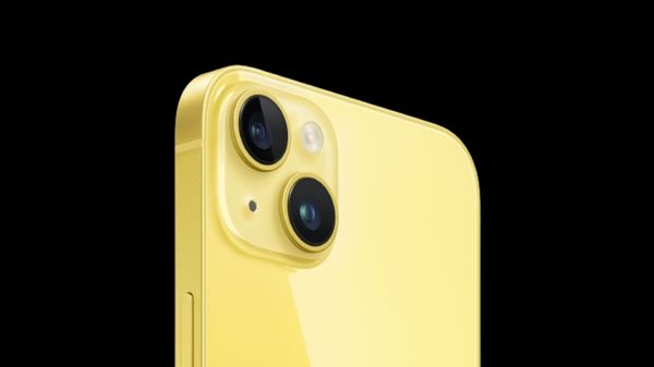 എന്തൊരഴക് ഹൌ..; മഞ്ഞ നിറത്തിൻ ചന്തം ചാർത്തി ഐഫോണുകൾ