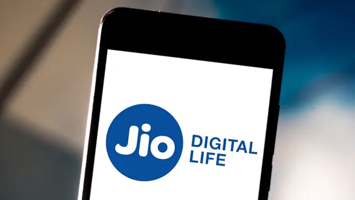 കുറഞ്ഞ നിരക്കിൽ കുന്നോളം ഡാറ്റ തരുന്ന ജിയോ പ്ലാനുകൾ കുറഞ്ഞ നിരക്കിൽ കുന്നോളം ഡാറ്റ തരുന്ന ജിയോ പ്ലാനുകൾ