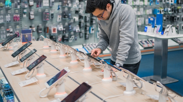 ആന്‍ഡ്രോയിഡ് ഫോണുകള്‍ വാങ്ങുമ്പോൾ ഇക്കാര്യങ്ങളും ശ്രദ്ധിച്ചേക്കണം