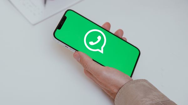 വാട്സ്ആപ്പ് കൂടുതൽ കളറാകും; കാത്തിരിക്കാം ഈ അഞ്ച് ഫീച്ചറുകൾക്കായി വാട്സ്ആപ്പ് കൂടുതൽ കളറാകും; കാത്തിരിക്കാം ഈ അഞ്ച് ഫീച്ചറുകൾക്കായി