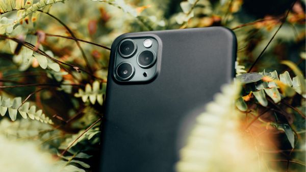 ആദ്യം ലോഞ്ച് ചെയ്ത ഐഫോൺ മുതൽ ആദ്യത്തെ സ്റ്റോർ വരെ