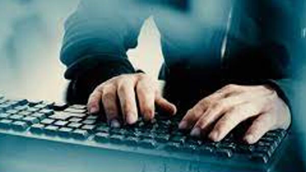 ഇതെന്താ തട്ടിപ്പുകാരുടെ സഹകരണ സംഘമോ? 100 കോടി തട്ടിയത് 400 പേർ ചേർന്ന്