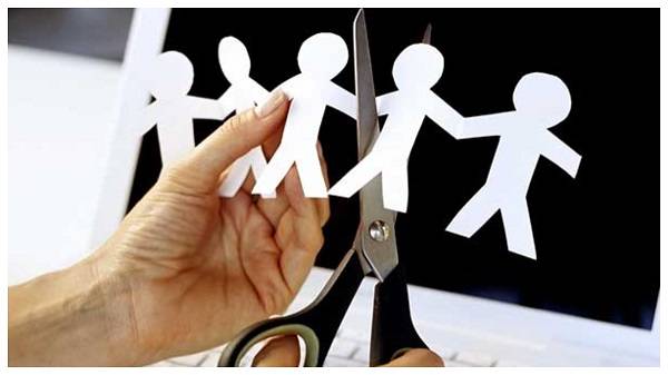 ട്വിറ്ററിനെ മാതൃകയാക്കി കൂട്ടപ്പിരിച്ചുവിടൽ നടത്താൻ ഉപദേശിച്ച് മസ്ക്