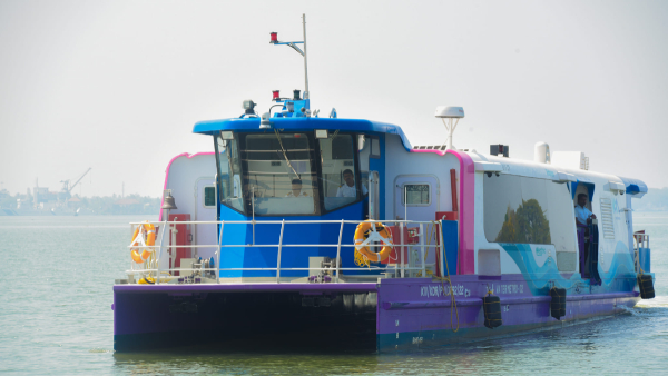 കൊച്ചിയിലെ വാട്ടർ മെട്രോ യാത്രയ്ക്ക് ഇനി 5ജി അ‌കമ്പടിയും