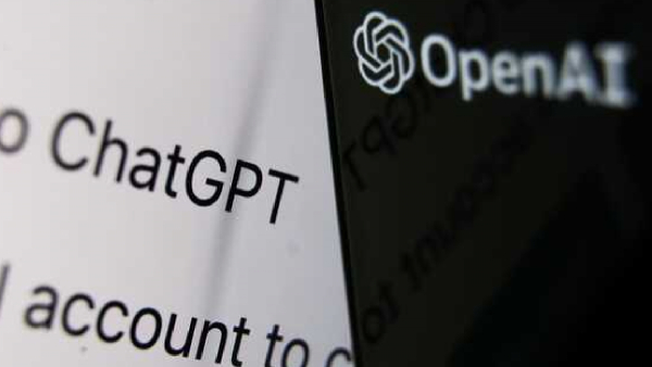 ചാറ്റ്ജിപിറ്റിയുടെ പ്രതിമാസ ഉപയോഗത്തിൽ വൻ ഇടിവ്
