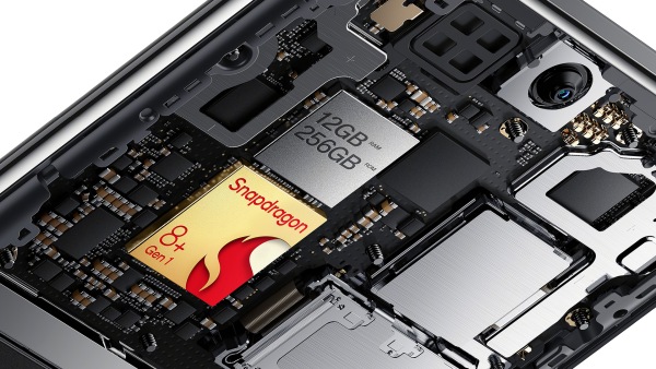 ഫസ്റ്റ് ഇംപ്രഷൻ: ഓപ്പോ റെനോ 10 പ്രോ+ 5ജി