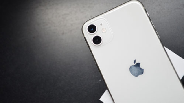 ആരാധകർക്ക് ആവേശമായി പുതിയ ഐഫോൺ അവതരിച്ചു