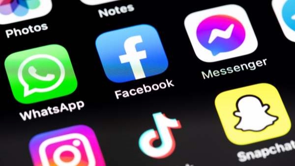 കുട്ടികളുടെ ചിത്രം പോസ്റ്റ് ചെയ്യുന്നത് വഴി ഉണ്ടാകുന്ന അപകടങ്ങൾ 