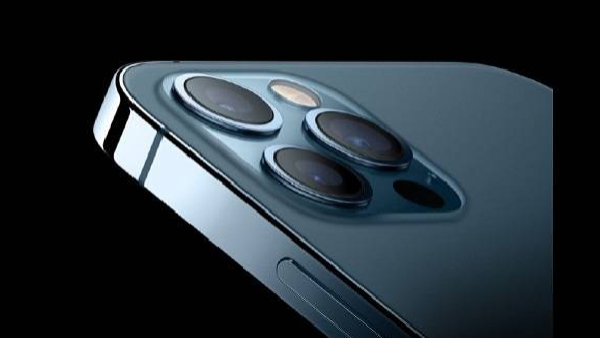 ഐഫോൺ 13, വൺപ്ലസ് 11 എന്നിവ ഒരേ വിലയിൽ കിട്ടിയാൽ ഏത് വാങ്ങും ഐഫോൺ 13, വൺപ്ലസ് 11 എന്നിവ ഒരേ വിലയിൽ കിട്ടിയാൽ ഏത് വാങ്ങും