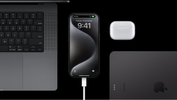 ഐഫോണിനൊപ്പം ചാർജറും നൽകണമെന്ന് ഇന്ത്യ; ബുദ്ധിമുട്ടാണെന്ന് ആപ്പിൾ ഐഫോണിനൊപ്പം ചാർജറും നൽകണമെന്ന് ഇന്ത്യ; ബുദ്ധിമുട്ടാണെന്ന് ആപ്പിൾ