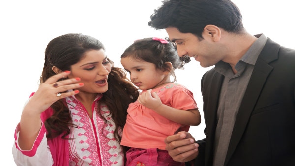 സ്മാർട്ട്ഫോൺ ഉപയോ​ഗിക്കുന്ന മാതാപിതാക്കൾ ശ്രദ്ധിക്കുക