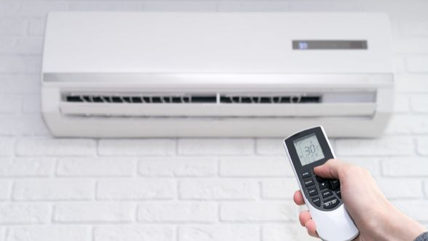 ചെറിയ പൊടിക്കൈകൾ കൊണ്ട് ഇലക്ട്രിസിറ്റി ബില്ല് പകുതിയാക്കി കുറയ്ക്കാം