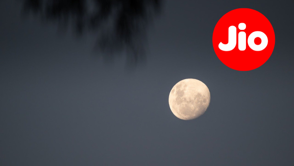 പേടിഎമ്മിനും ഗൂഗിൾ പേയ്ക്കും ആപ്പ്, അ‌ംബാനിക്ക് സൂപ്പ്! 