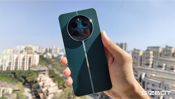 50എംപി ക്യാമറയുടെ കരുത്തിൽ റിയൽമി 12എക്സ് 5ജി പുറത്തിറക്കി