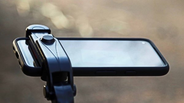 സ്മാർട്ട്ഫോൺ ക്യാമറ പളുങ്ക് പോലെ കൊണ്ടുനടക്കാം!