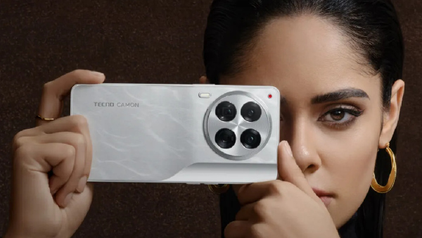 ഈ സെറ്റപ്പൊന്നും ഐഫോണിൽ പോലും ഇല്ലകേട്ടോ! 