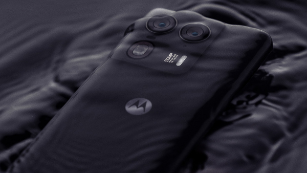 മോട്ടറോള X50 അ‌ൾട്ര ​കൈയിൽ കിട്ടിയാൽ 4 പടം എടുക്കാതെ വയ്ക്കില്ല!