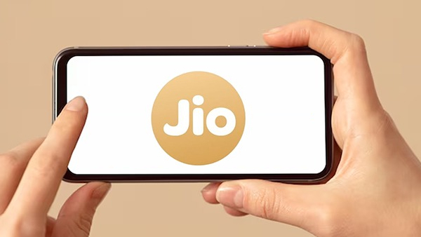 അ‌ങ്ങനെയിപ്പോൾ ഒറ്റയ്ക്ക് സുഖിക്കേണ്ട! പുതിയ പ്ലാനുമായി എയർടെൽ