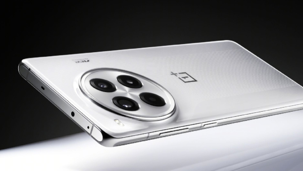 ഇളയ പുത്രൻ, സൽപ്പുത്രൻ! വൺപ്ലസ് എയ്സ് 3 പ്രോ ലോഞ്ച് ചെയ്തു