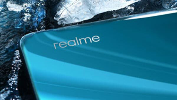 ഹൗ വല്ലാത്ത ജാതി! 300W ഫാസ്റ്റ് ചാർജിങ്ങുമായി റിയൽമി