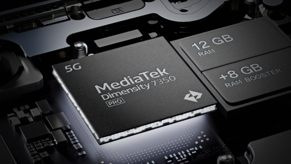 ഫീച്ചറുകളുടെ നിറകുടമായിട്ടും എന്താ ഒരു എളിമ! ഇന്ത്യ വാഴാൻ നത്തിങ് ഫോൺ 